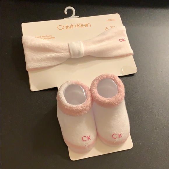 Calvin Klein Other - Calvin Klein Baby Headband And Socks